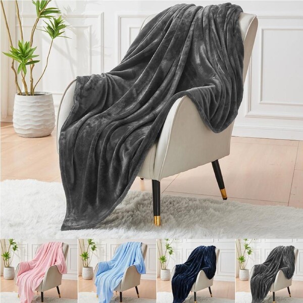 LINENOVA Flannel Fleece Blanket 300GSM Lightweight Plush Fuzzy Cozy Soft Blanket Throw Twin Queen Size Throw Blanket / Pink