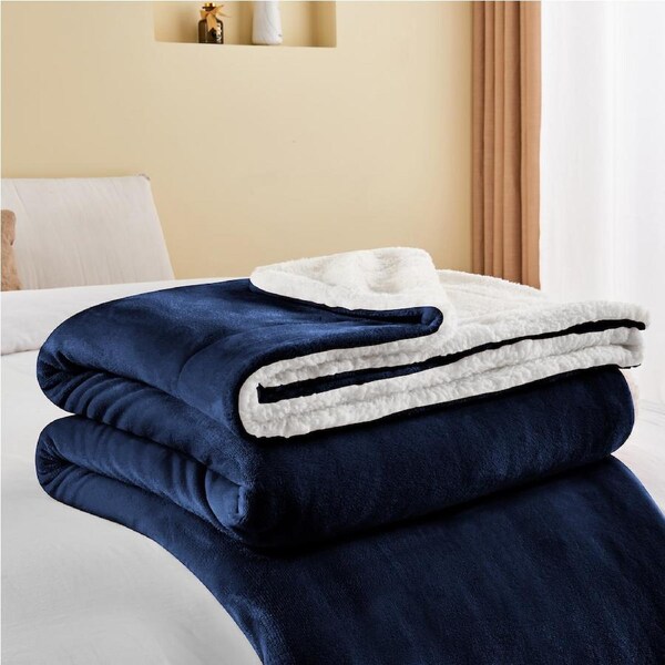 LINENOVA Sherpa Flannelette Fleece Throw Blanket Warm Soft Fuzzy Blankets For Winter Sofa,Bedroom,Camping,Travel Queen / Navy