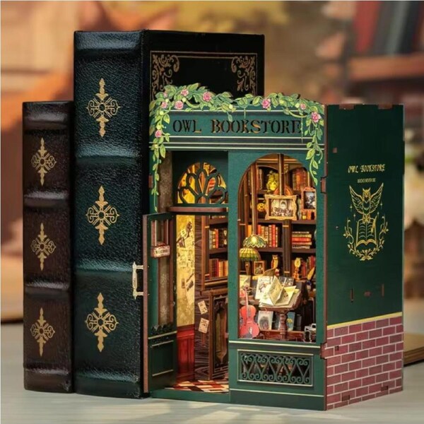 Cutebee Owl Bookstore DIY Book Nook Kit Miniature Dollhouse