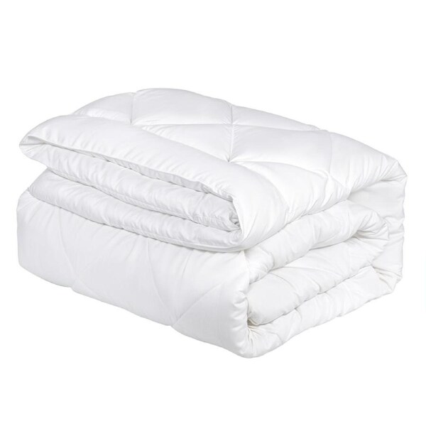 Hacienda Microfiber/Bamboo Blend, Hypoallergenic & Antibacterial Quilt - Double