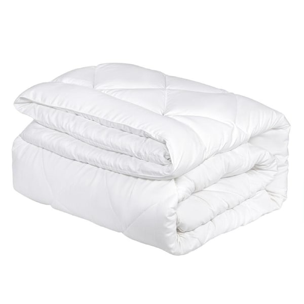 Hacienda Microfiber/Bamboo Blend, Hypoallergenic & Antibacterial Quilt - Single