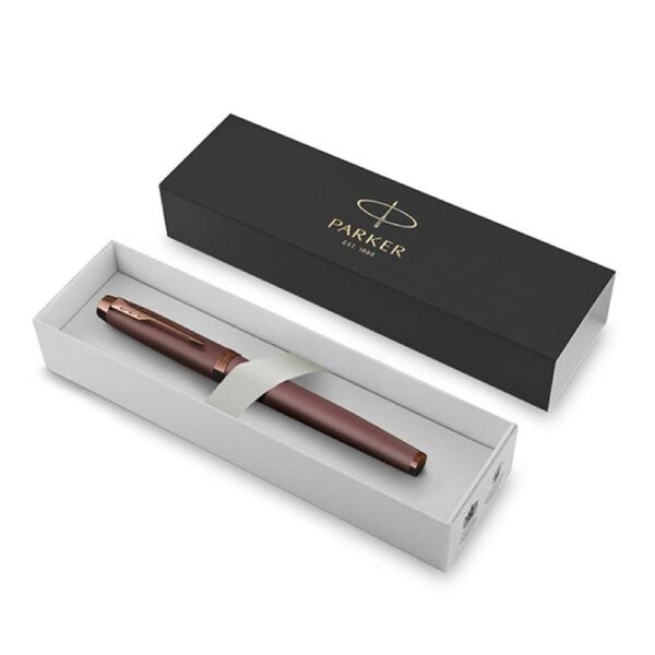 Parker Im Monochrome Burgundy Fountain Pen
