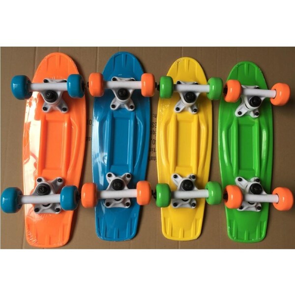 YW-Short Skatebard (Gray)