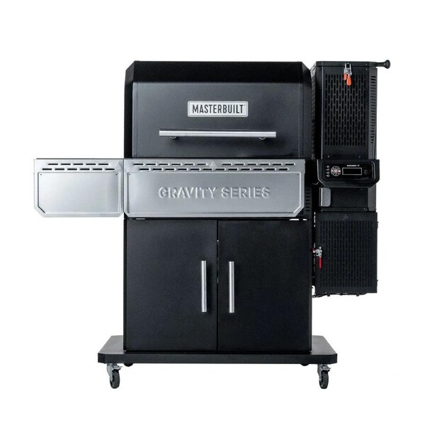 Masterbuilt Gravity Series 1150 Digital Charcoal Grill & Smoker BUNDLE