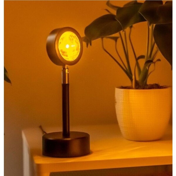 LED Sunset Projection Lamp, USB-Powered Mood Lighting 360° Rotation