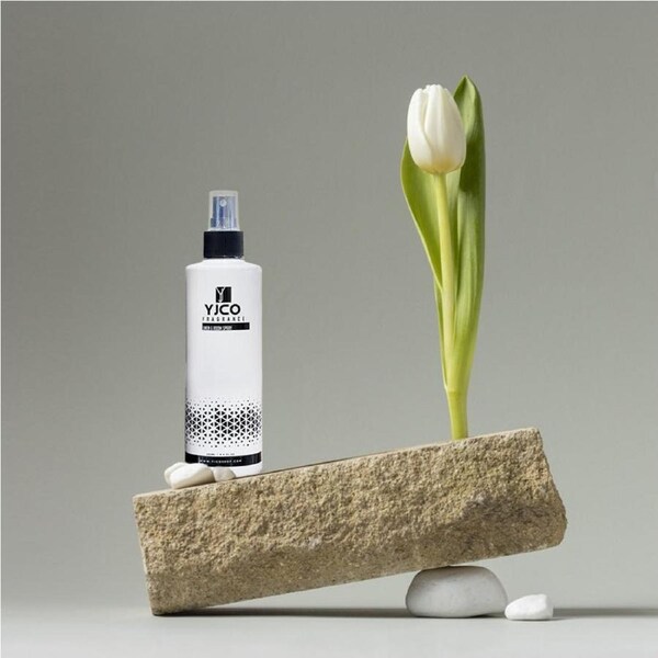 Aura Oasis Room Spray & Linen