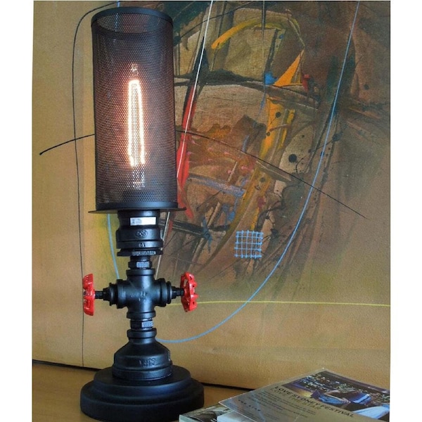 VENETO: Industrial Aged Iron Decorative Table Lamp Single Head