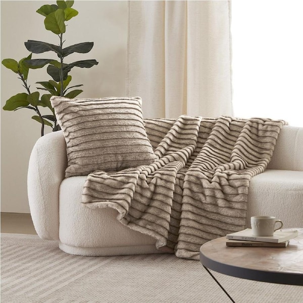 Dreamaker Nara Faux Mink Throw Blanket - 130x170cm