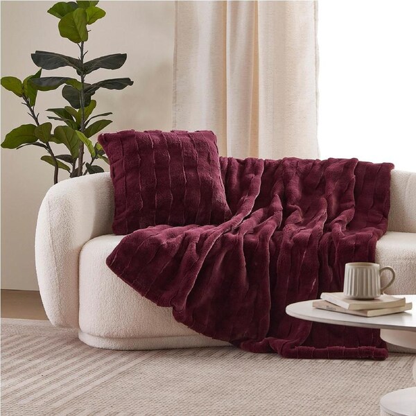 Dreamaker Basketweave Faux Fur Throw Blanket Cherry - 130x170cm