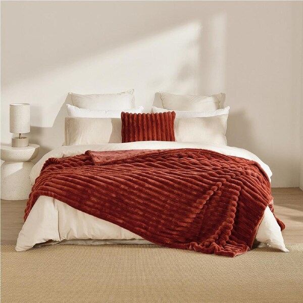 Dreamaker Chunky Embossed Fleece Throw Blanket Rust - 180 x 200cm