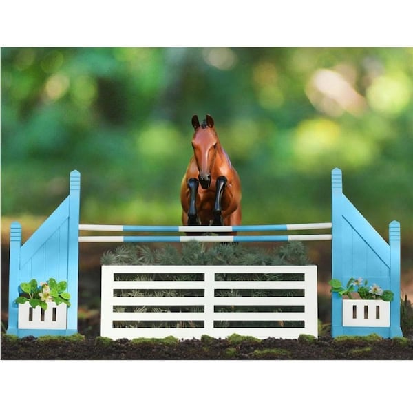 Breyer Horses Brush Box Jump Traditional 1:9 Scale 2080