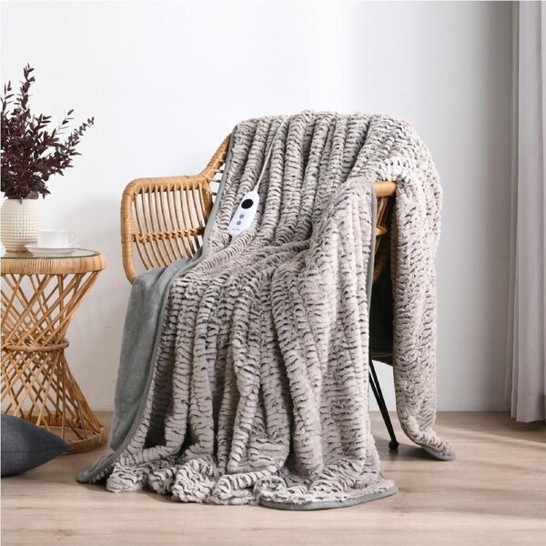Dreamaker Chinchilla Faux Fur Heated Throw 130x160cm
