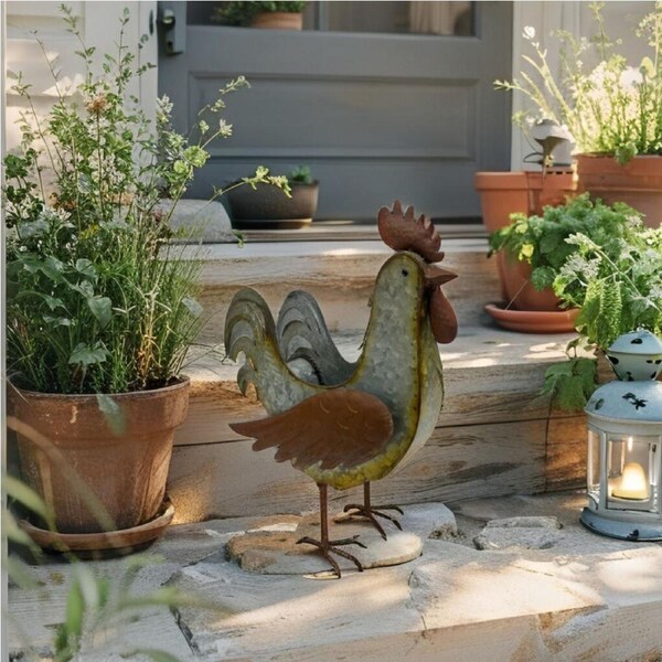 Willow & Silk Distress Finish Rooster Planter/Storage Holder 30x14x39.5cm