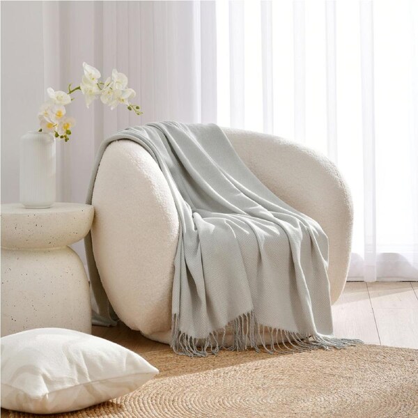 Cadence & Co. Huxley Herringbone Throw Soft Grey 130x180cm