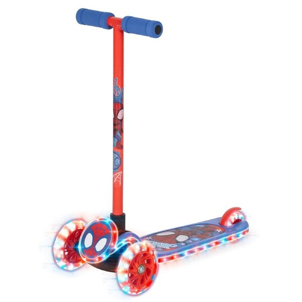 Marvel Spider-Man 3D Light Up Tri Scooter