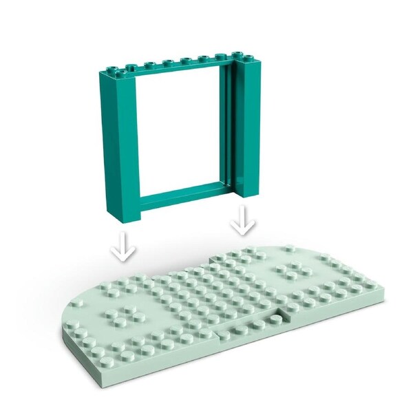 LEGO Disney Mickey and Friends Minnie's Pet Hotel (43274)