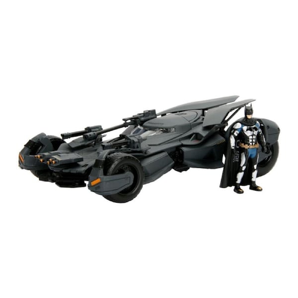 Justice League 2017 Batman w/ Batmobile 1:24 Scale Die-Cast Vehicle Toy