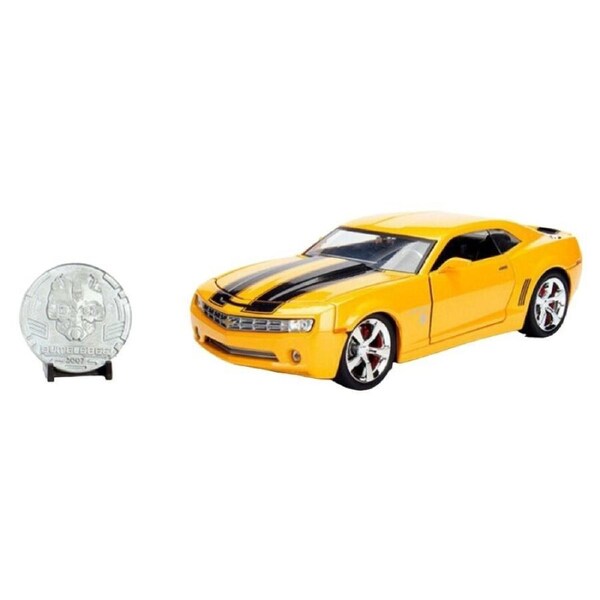 Transformers 2007 Bumblebee 2006 Chevy Camaro Hollywood Ride Toy 1:24 Scale
