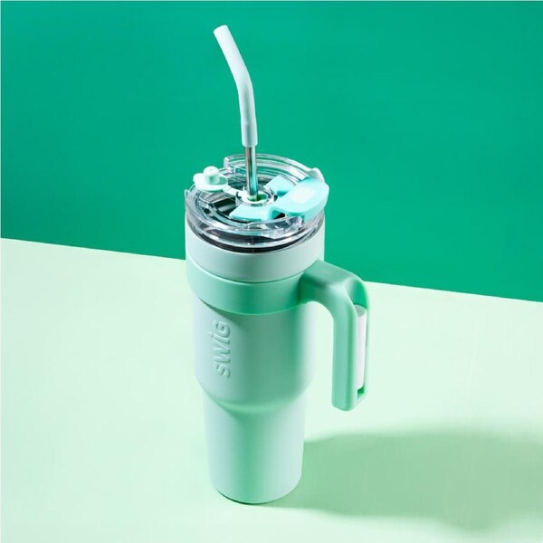 SWIG Tumbler Mint with Lip Balm Holder 1200ml