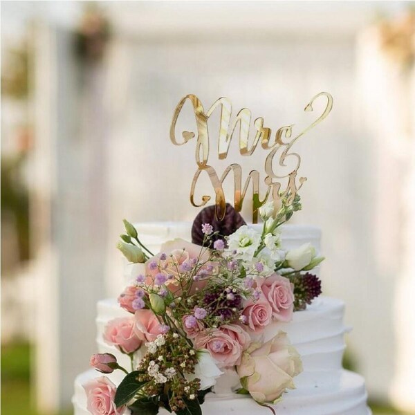 Acrylic Gold Mirror 'Mr and Mrs' Wedding Cake Topper