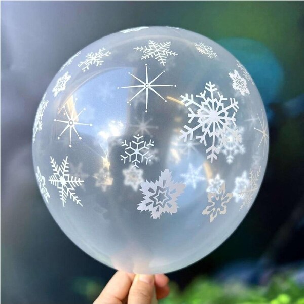 12-inch White Snowflake Latex Balloon Bouquet 10pk