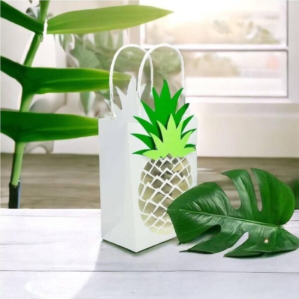 Golden Pineapple Gift Bags 3pk
