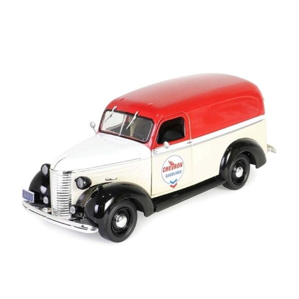 Greenlight 1:24 Scale 1939 Chevrolet Panel Truck Chevron Gasolines Model