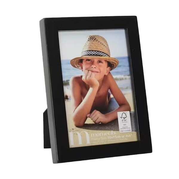 UR1 Moments 4x6 Black