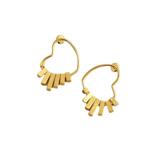 P&P Elegant Swinging Long Heart Earring Textured Design Fashion Jewelr Gift Forwomen