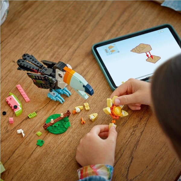 LEGO Creator 3-in-1 Wild Animals: Tropical Toucan (31173)
