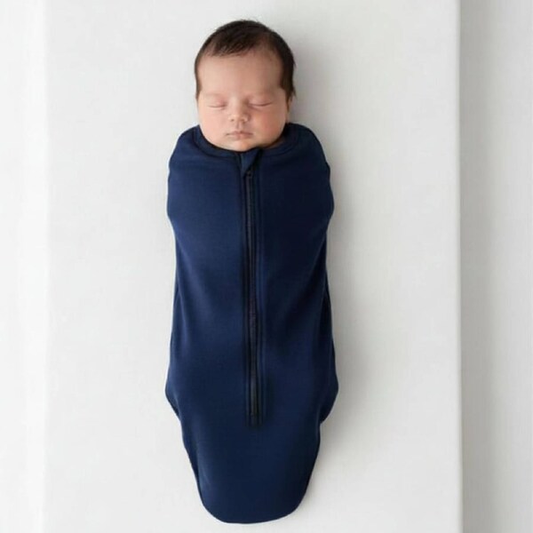 Babystudio Swaddle Pouch Organic Cotton Small (0-3m) - NAVY