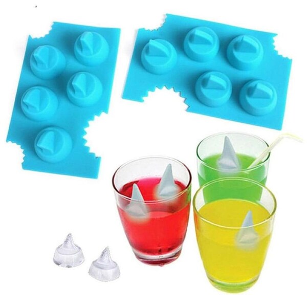 Nevenka 2 Pcs Silicone DIY Ice Tray Shark Fin Shaped Chocolate Molds