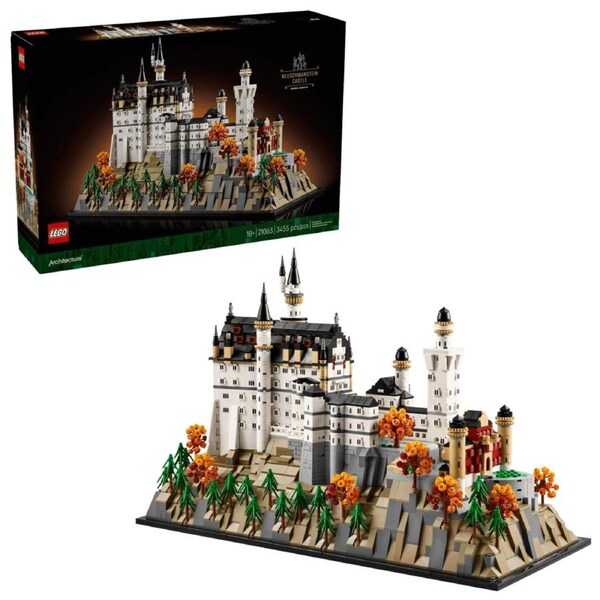 LEGO 21063 Neuschwanstein Castle - Architecture