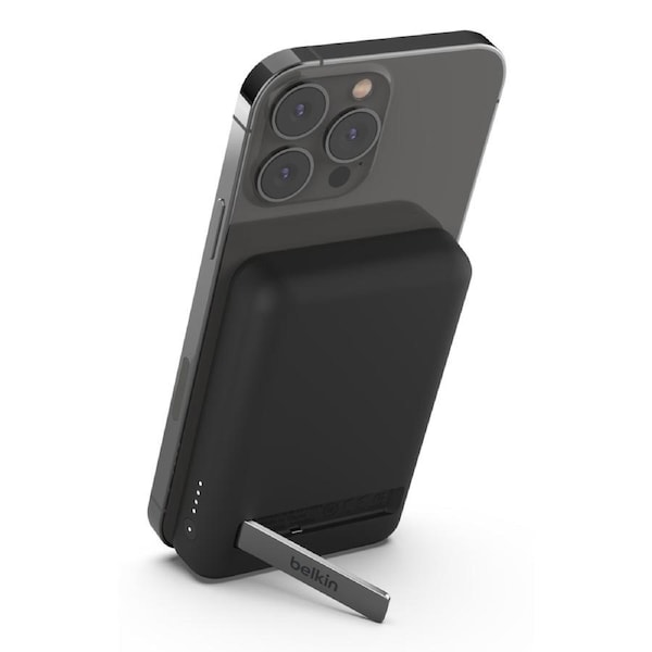 Belkin BoostCharge 5K mAh Magnetic Wireless Power Bank + USB-C Cable + Stand - Black