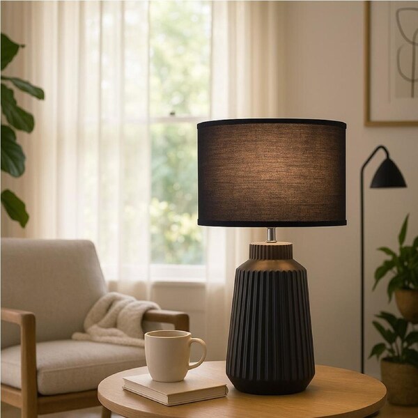 Urban Style Fiona Table Lamp Black