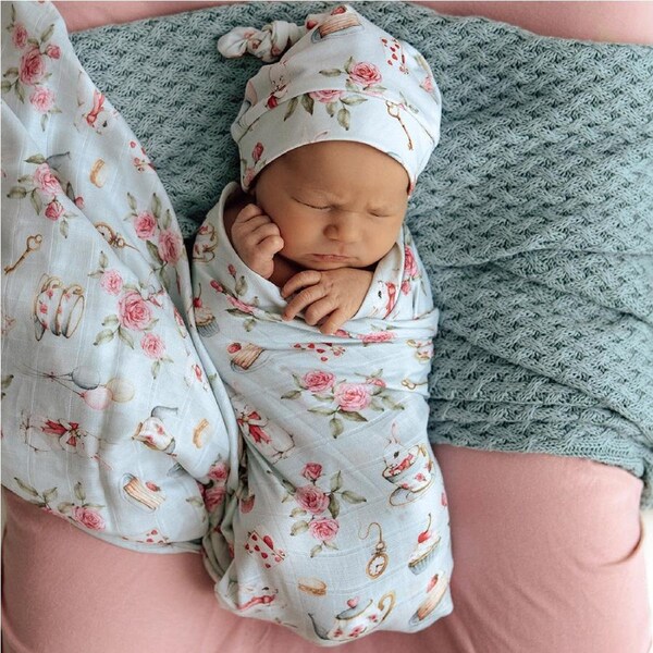 Snuggle Hunny White Rabbit Organic Muslin Wrap
