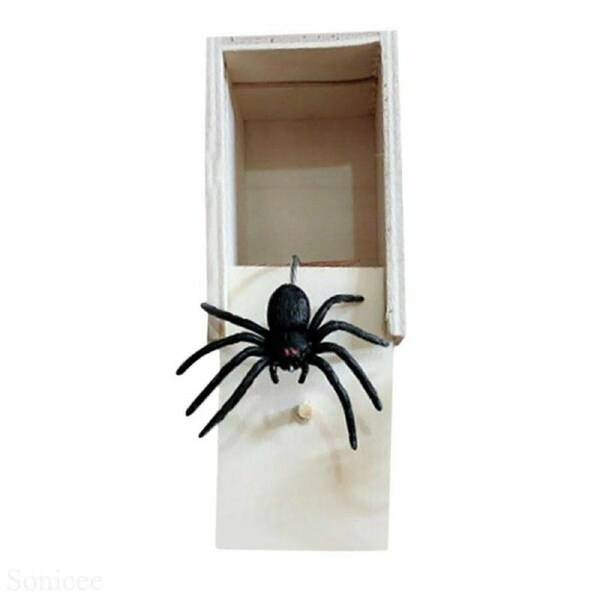 JOYBUY Wooden Hidden Spider Gag Toy – Novelty Scary Prank