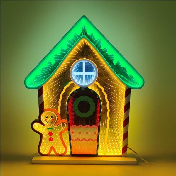 Infinity Gingerbread House 40cm