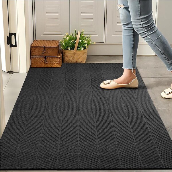 Marlow Door Mat 305cm x 90cm Hallway Runner Rug - Tire Tread Pattern, Grey
