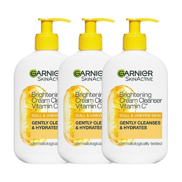 3 x Garnier SkinActive Brightening Vitamin C Cream Cleanser 250mL