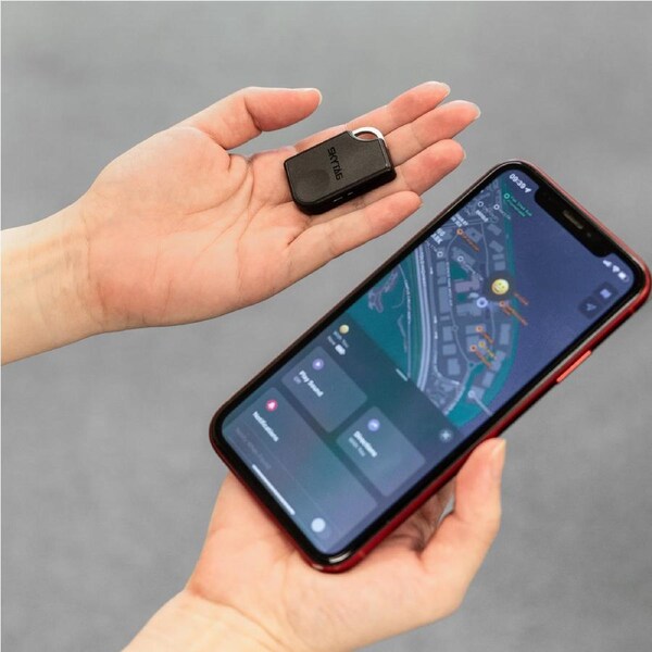 Skytag Smart Bluetooth GPS Tracker w/ Apple Find My Compatibility – Rechargeable, Waterproof, Black