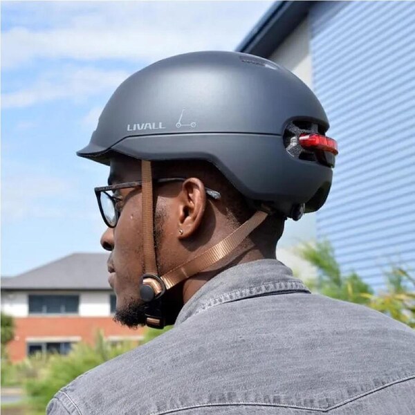 Livall C20 Scooter Helmet 57 - 61 cm Large - Black Black