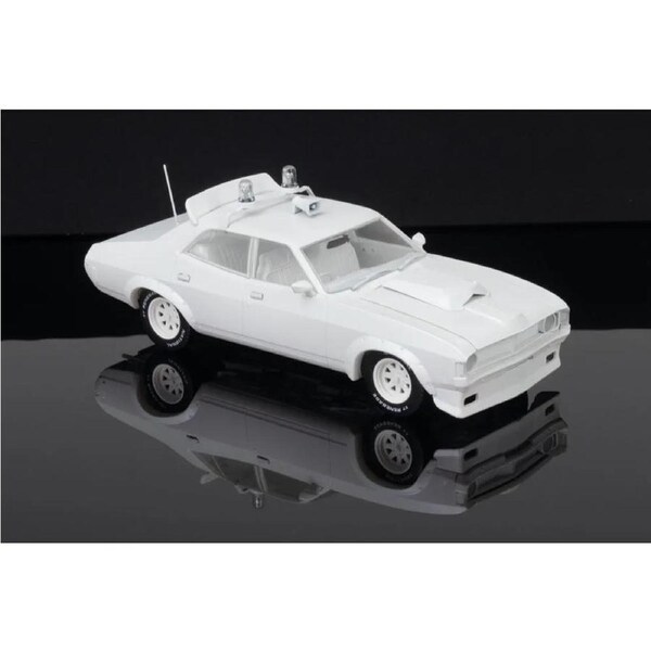 DDA 1/24 Ford Falcon XA V8 Interceptor Plastic Model Kit