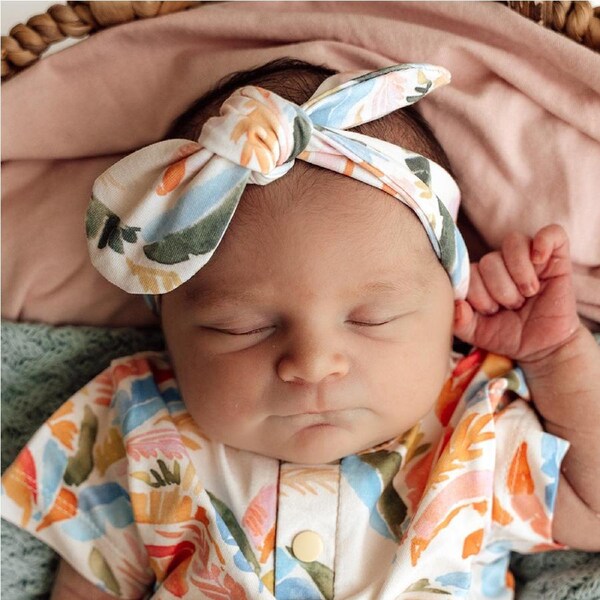 Snuggle Hunny Summer Palm Organic Topknot