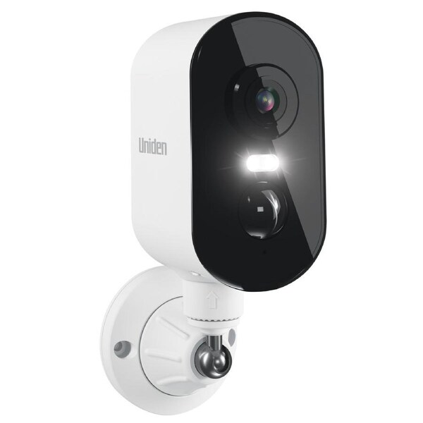 Uniden 100% Wirefree 4G Outdoor Pan Security Camera & Spotlight in 1