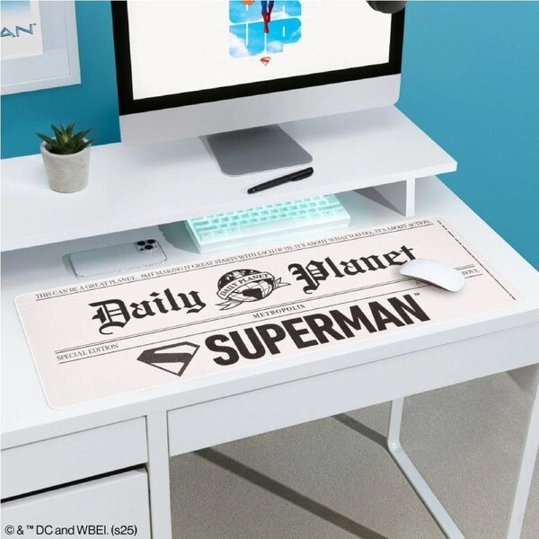 Paladone DC Superman Daily Planet Desk Mat