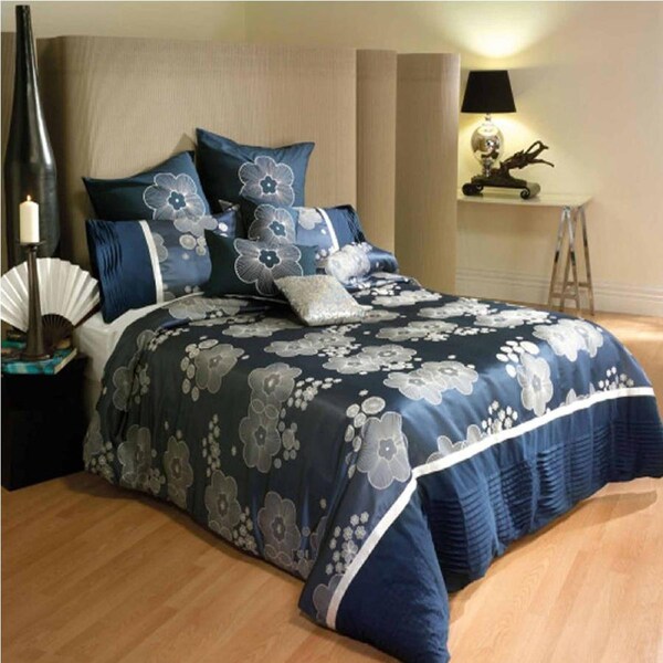 Sharlotte Navy Quilt Cover Set Queen 210 x 210 cm