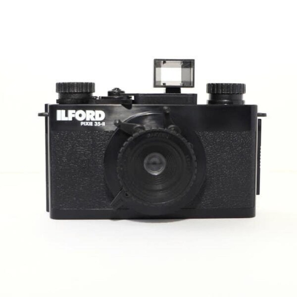 Ilford PIXIE 35-II Film Camera w/1/2 Frame Adaptor