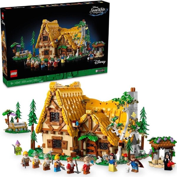 LEGO Disney Series 43242 Snow White and the Seven Dwarfs' Cottage