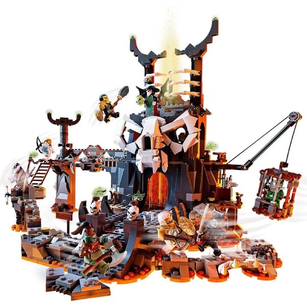 LEGO NINJAGO 71722 Skull Sorcerer's Dungeons 2in1 Building Set